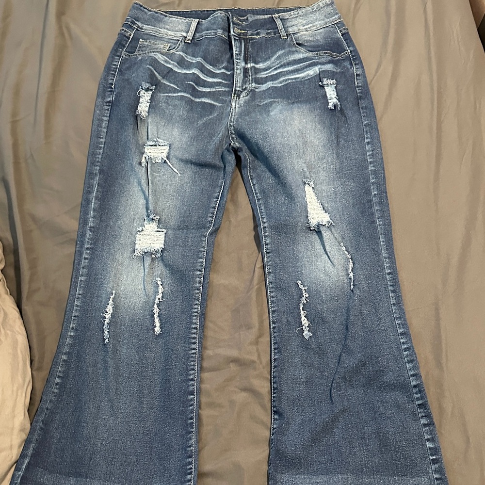 SHEIN Distressed Wide-Leg Jeans in Medium Blue